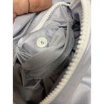 Lululemon Womens Size 6 Pack It Up Light Grey Windbreaker EUC Photo 3