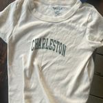 Brandy Melville Creme T-shirt Photo 0