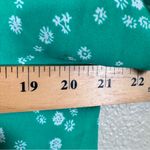 CAbi  Green Ditsy Floral Short Sleeve Blouse Womens S V Neck Shirt Top Casual Photo 3