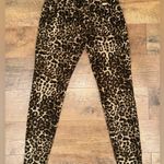 Jennifer Lopez Cheetah Print Skinny Jeans Photo 12