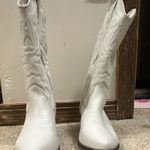 Steve Madden  White Western Women's Boots Photo 0