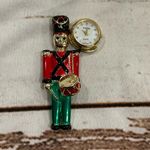 VINTAGE BECORA TOY SOLDIER PIN Photo 0