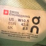 on cloud  Running Mint Green and Gray Sneakers W10.5 Photo 9