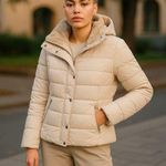 ZARA Women’s Hooded Short Puffer Coat Medium Cream Photo 0