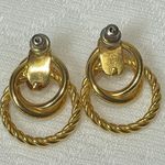 Vintage 80s Gold Tone Rope Twist Door knocker Earrings Photo 1
