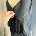 J.Crew  women’s jumpsuit size XS adjustable on the waist 20” pit to pit Photo 3