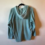 American Eagle shaket Photo 1