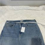 Good American NWT  ‘90S Bermuda Distressed Denim Jean Shorts Plus Women's Size 20 Photo 4