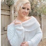 Vestique Off The Shoulder Sweater Photo 4