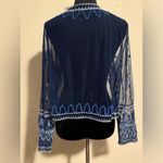 Chico's EUC Chico’s Blue and White Embroidered Sheer Bolero size large Photo 5