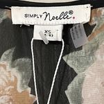 Simply Noelle  womens XS (4-6) sheer floral blouse v neck pullover 3/4 sleeves Photo 2
