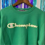 Champion Crewneck Photo 1