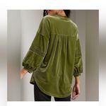 Elegant Olive Velvet Button Photo 1