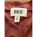 Daytrip BKE Buckle Boutique Shirt Size Small Distressed Short Sleeve Boho Preppy Photo 3