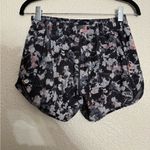 Lululemon Floral Print Hotty Hot Run Shorts size 6 tall black and grey color Photo 1