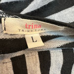 Trina Turk Grey & Black Stripe Fitted Bodycon Pullover Dress Size Large L Photo 4