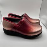 Softwalk NWB  Meredith Sport COLOR: RED EMBROIDERED clogs size 7 Wide Photo 3