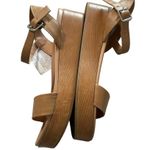 Amazon  Essentials  Women's Two Band Flatform Sandal, cognac, size 9, nwt Photo 2