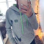 Ivory Ella Grey And Green Eccentric Hoodie Photo 0