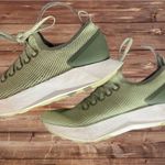 Allbirds Women’s All Birds Tree Flyer Sneakers in Forage Green Sustainable Running Sz 10 Photo 1