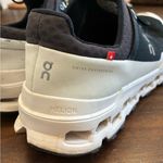 On Cloud Helion Shoes Sneakers Women’s 11 Black White Running Photo 3