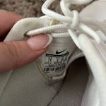 Nike White Sneakers Photo 4