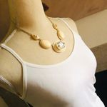 Classy elegant graduated cream faceted stone accent necklace Photo 2