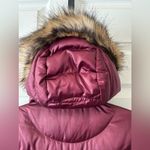 Eddie Bauer  EB650 Women Maroon Faux Fur Removable‎ Hoodie Goose Down Coat Sz XS Photo 4