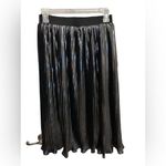 AQUA  Dark Silver Metallic Pleated Elastic Waist skirt size small Photo 1