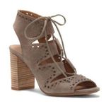 Lucky Brand  Taffia heel sandals size 7.5 Photo 0