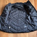 The North Face EUC  550 Down Filled Puffer Vest Black Small Photo 6