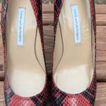 Diane Von Furstenberg  DVF Womens Heels Pumps Size 8.5 Red Black Snake Skin Photo 2