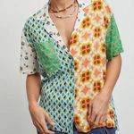 Urban Outfitters  size small Gardenia Souvenir Novelty printed dad shirt retro Photo 9