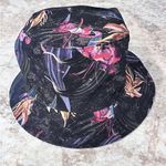 Lululemon Both Ways Tropical Floral & Blue Bucket Hat Size L/XL NWT Photo 2