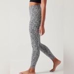 Athleta  Salutation Stash Pocket II 7/8 Tight Legging‎ Jacquard Moonflower Black Photo 1