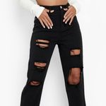 Boohoo High-Waisted Black Mom Jeans Photo 0