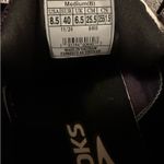 Brooks  Women’s Shoes Photo 4