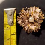 80s Vintage Pearly Pink Gold Toned Floral Leafy Brooch Pin Whimsical Feminine Photo 7