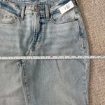 Old Navy Petite Curvy High-Waisted OG Loose Jeans  Light Wash NWT 0P Photo 4