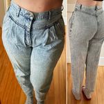 Bill Blass Vintage Bill Blasé Acid Washed Pleated Jeans Photo 6