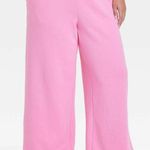 Universal Threads Universal Thread Wide-Leg Sweatpants Photo 0