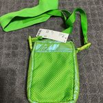 Urban Outfitters Bryn Puffy Nylon Crossbody Bag NWT - Green Photo 5