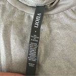 Vuori  Daydream Crew Light Heather Grey Sweater Photo 2