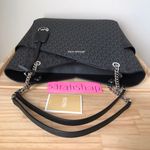 Michael Kors Set Photo 16