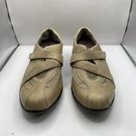 Clarks  showstopper womens 9.5 slip on straps tan leather Grandma Flat Photo 1