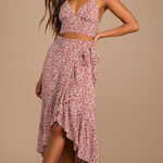 Lulus  Floral Print Crop Top and Skirt- Medium  Photo 0