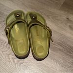 Birkenstock  Oiled Leather Olive Green Gizeh Big Buckle Sandal Size 38 NWT Photo 3