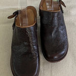 Nurture by Lamaze Dark‎ Brown Tooled Leather Band Clogs Miles Size 9 Photo 0