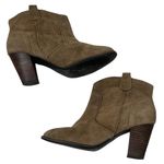 Clarks  | Size 7 | Brown Suede Leather 2.5 inch Stacked Block Heel Ankle Booties Photo 2