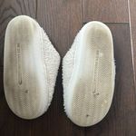 Smiley Face Slippers Multiple Size 7.5 Photo 2